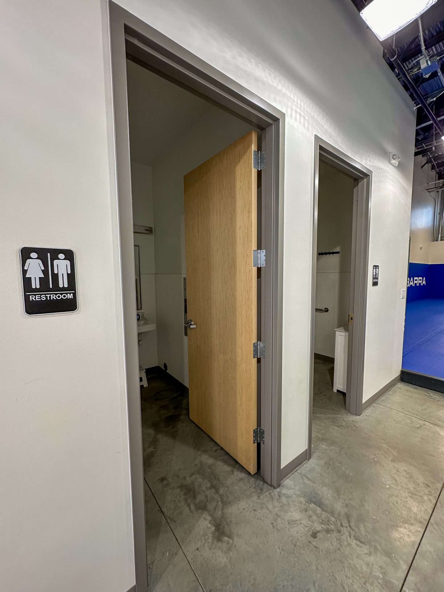 Restrooms Gracie Barra Flatirons | Restrooms scaled